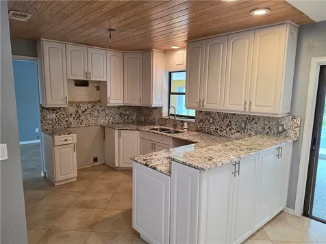 2080 Elmhurst Road Port St Lucie FL 34952