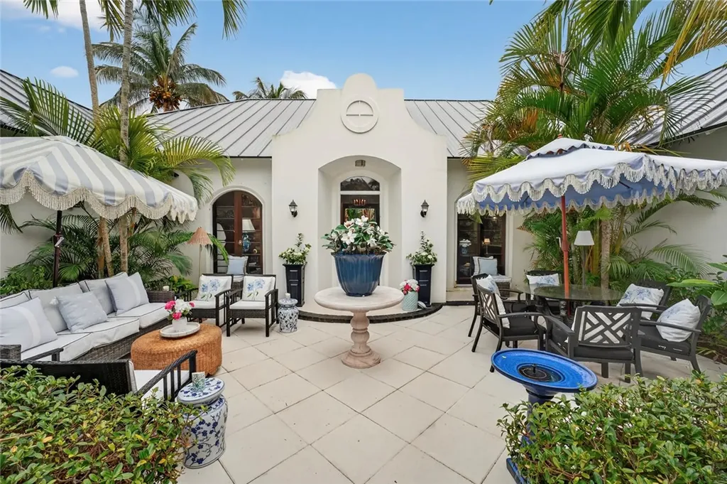 2095 S Porpoise Point Lane Vero Beach FL 32963