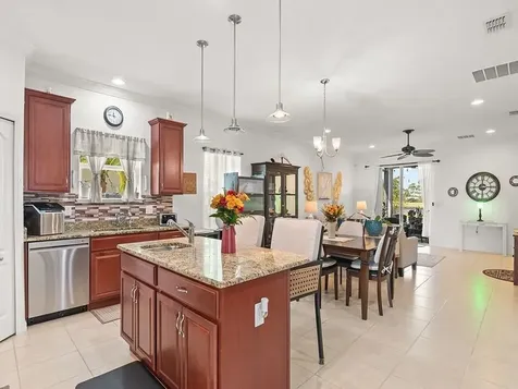 602 Gossamer Wing Way Sebastian FL 32958