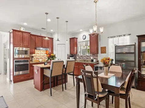 602 Gossamer Wing Way Sebastian FL 32958