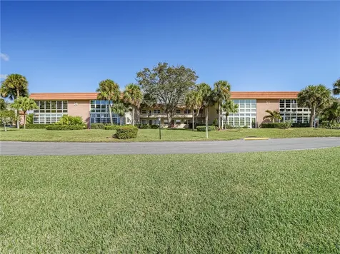 29 Vista Gardens Trail Vero Beach FL 32962