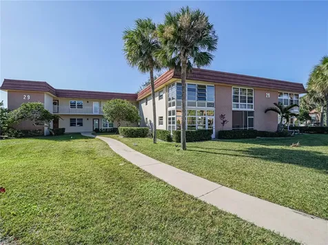29 Vista Gardens Trail Vero Beach FL 32962