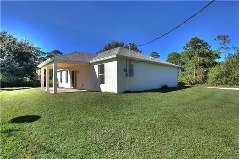 10635 92nd Street Vero Beach FL 32967