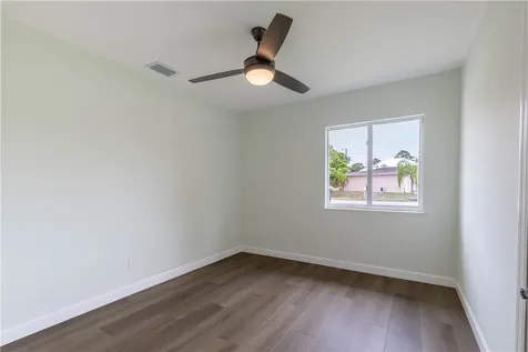 882 Gilbert Street Sebastian FL 32958