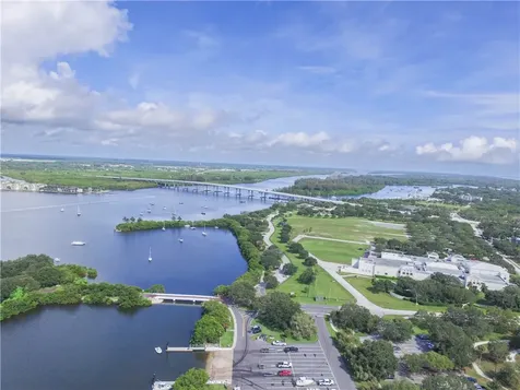 882 Gilbert Street Sebastian FL 32958