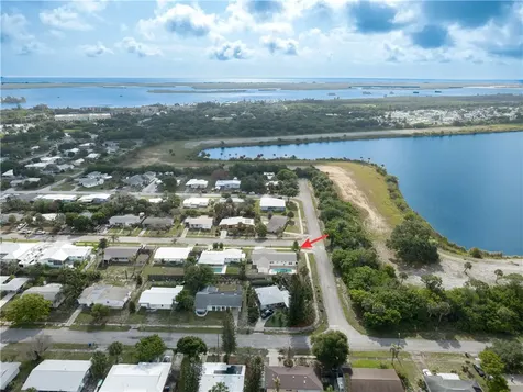 882 Gilbert Street Sebastian FL 32958