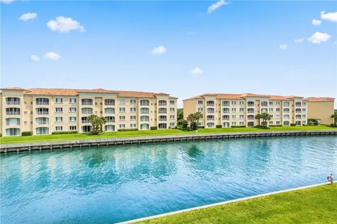19 Harbour Isle Drive W Hutchinson Island FL 34949