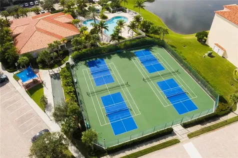 19 Harbour Isle Drive W Hutchinson Island FL 34949