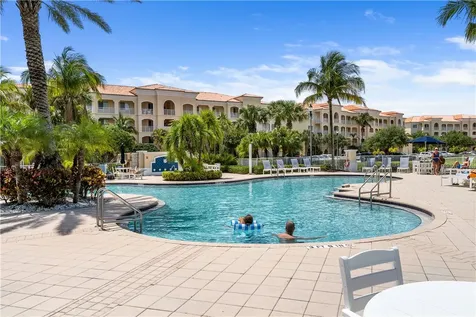 19 Harbour Isle Drive W Hutchinson Island FL 34949