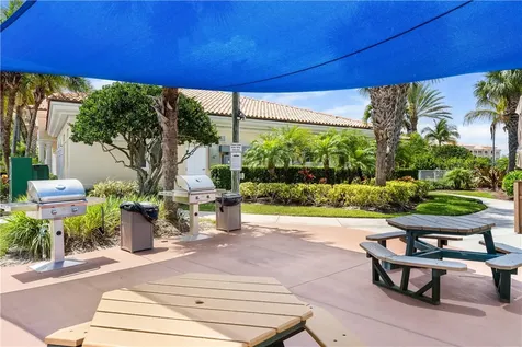 19 Harbour Isle Drive W Hutchinson Island FL 34949