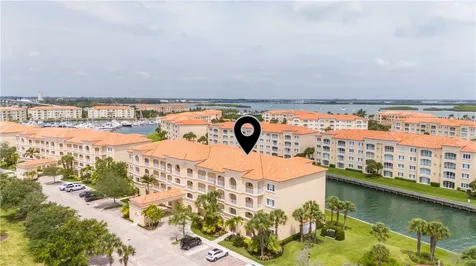19 Harbour Isle Drive W Hutchinson Island FL 34949