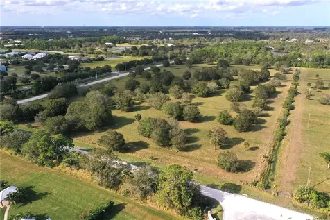 6590 5th Street SW Vero Beach FL 32968