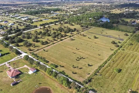 6590 5th Street SW Vero Beach FL 32968