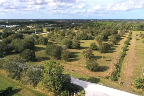 6590 5th Street SW Vero Beach FL 32968