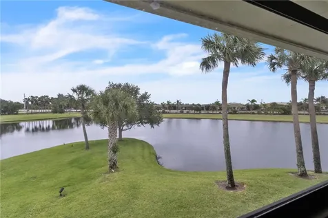 30 Plantation Drive Vero Beach FL 32966