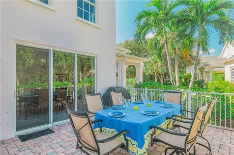 8737 Sable Oak Court Vero Beach FL 32963