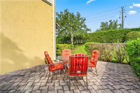 1233 Normandie Way Vero Beach FL 32960