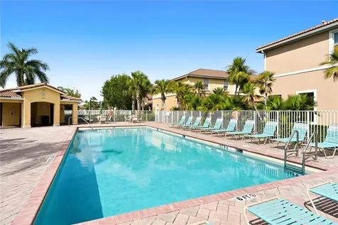 1233 Normandie Way Vero Beach FL 32960
