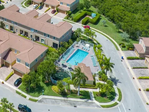 1233 Normandie Way Vero Beach FL 32960