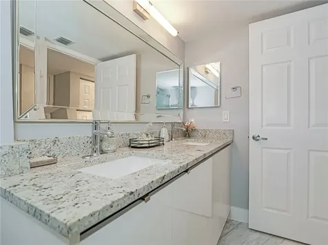 1550 S 42nd Circle Vero Beach FL 32967