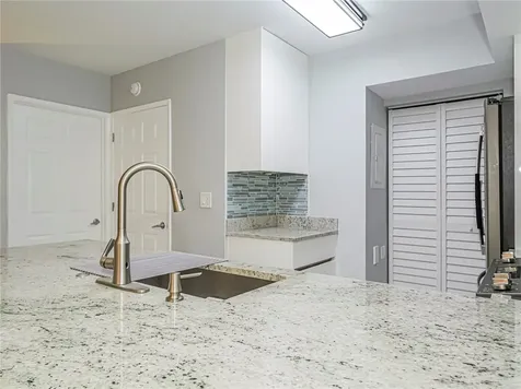 1550 S 42nd Circle Vero Beach FL 32967