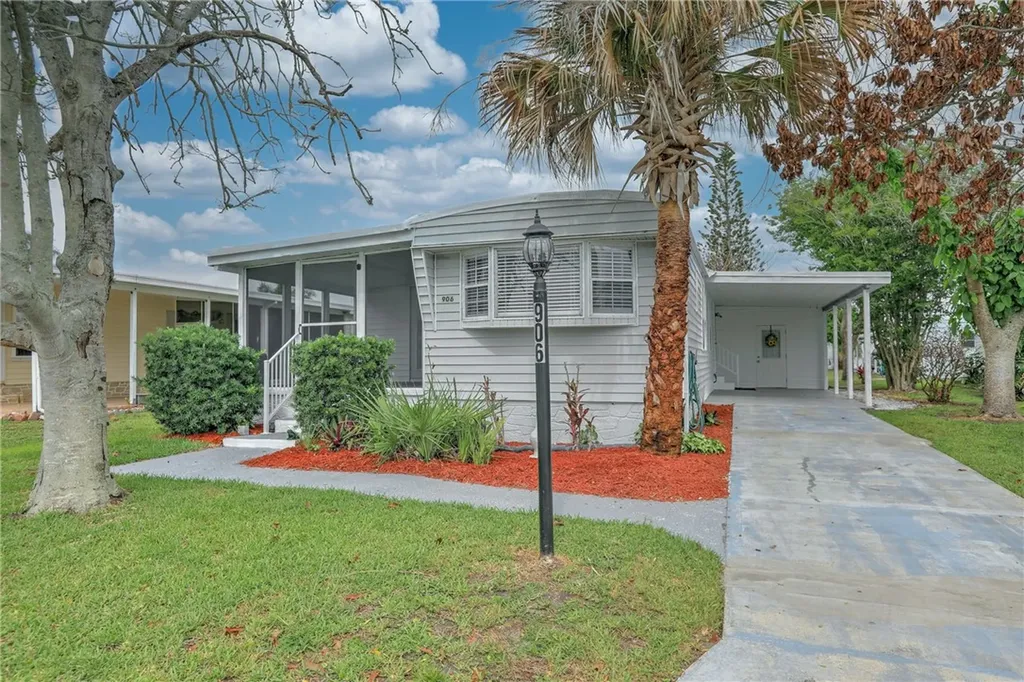 906 Wren Circle Barefoot Bay FL 32976