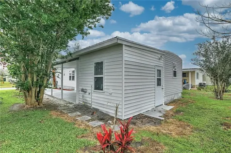 906 Wren Circle Barefoot Bay FL 32976