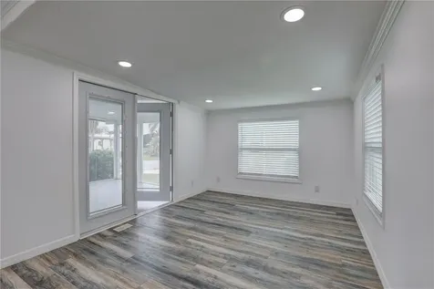 906 Wren Circle Barefoot Bay FL 32976