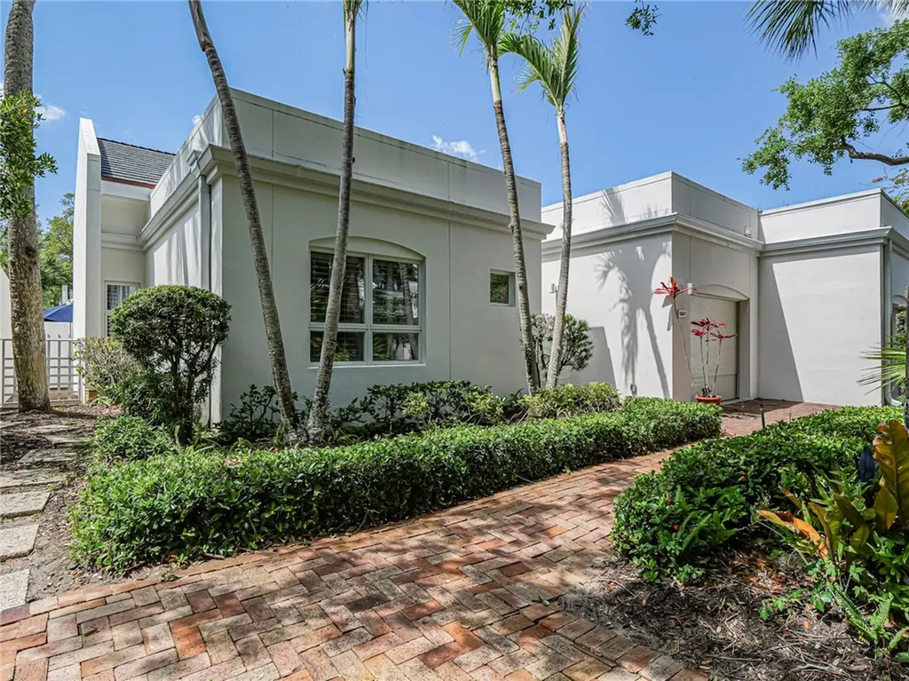 8367 Baytree Drive Vero Beach FL 32963