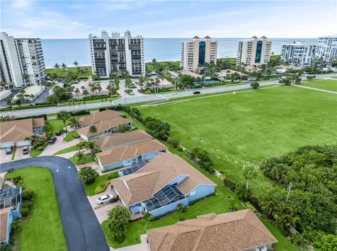 223 River Walk Hutchinson Island FL 34949