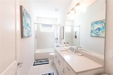 2172 Falls Manor Vero Beach FL 32967