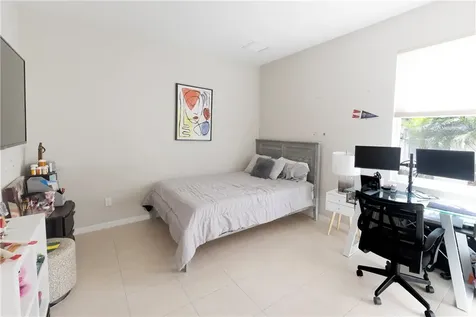 2172 Falls Manor Vero Beach FL 32967