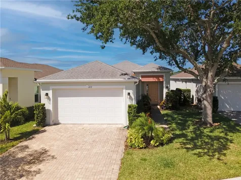 2172 Falls Manor Vero Beach FL 32967