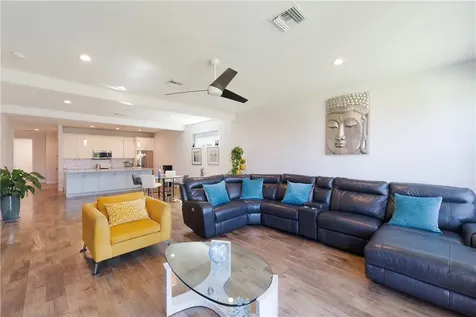 2172 Falls Manor Vero Beach FL 32967