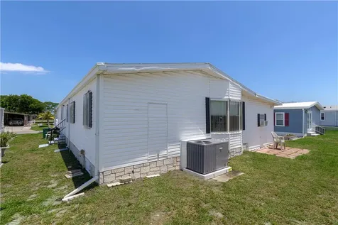 605 Marlin Circle Barefoot Bay FL 32958