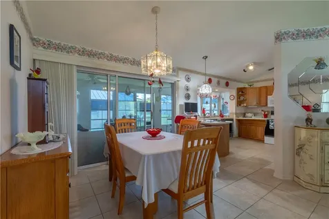 572 Citrus Avenue Sebastian FL 32958