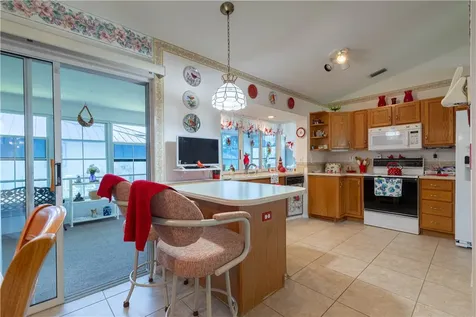 572 Citrus Avenue Sebastian FL 32958