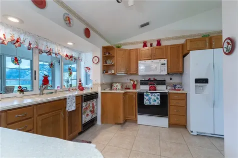 572 Citrus Avenue Sebastian FL 32958