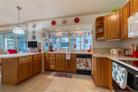 572 Citrus Avenue Sebastian FL 32958