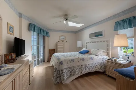 572 Citrus Avenue Sebastian FL 32958