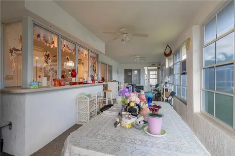 572 Citrus Avenue Sebastian FL 32958
