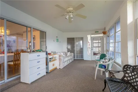 572 Citrus Avenue Sebastian FL 32958