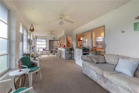 572 Citrus Avenue Sebastian FL 32958