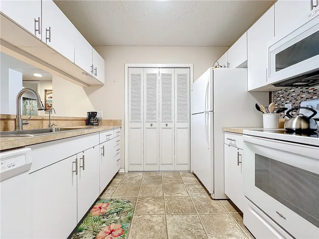 46 Plantation Drive Vero Beach FL 32966