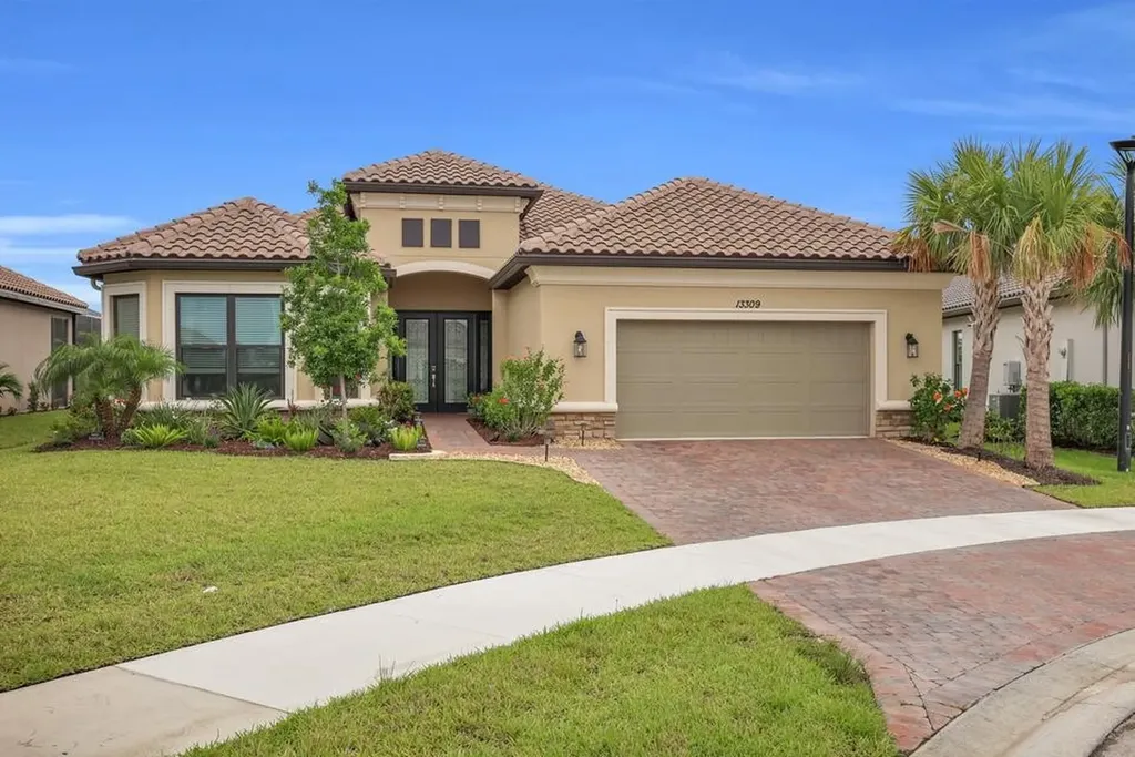 13309 Alejandro Court Port St Lucie FL 34987