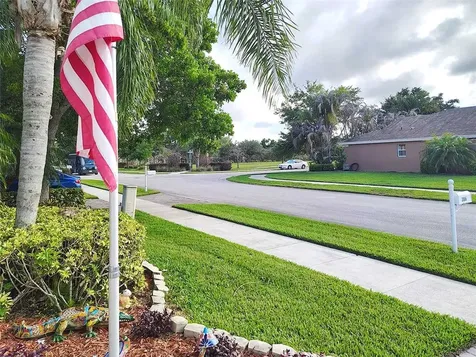 386 Lexington Avenue SW Vero Beach FL 32962