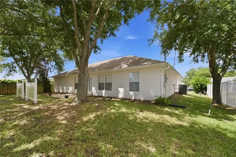 425 Oak Street Sebastian FL 32958
