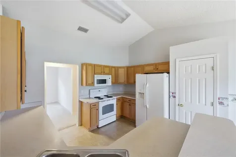 425 Oak Street Sebastian FL 32958