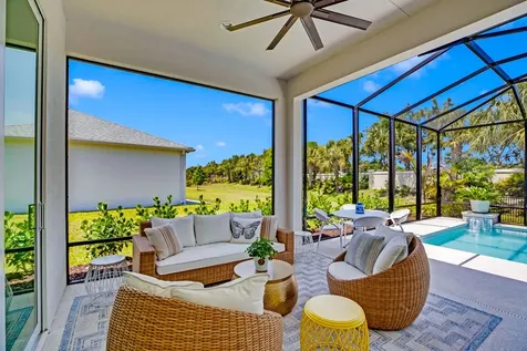 2136 Falls Manor Vero Beach FL 32967