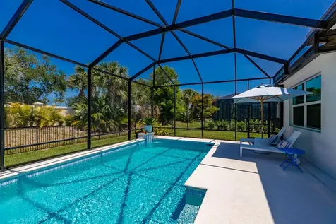 2136 Falls Manor Vero Beach FL 32967